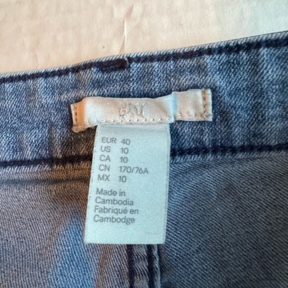 H & M Womens Cut Off Blue Jean Shorts Size 10 Y2K Mid Rise Festival - Picture 4 of 8